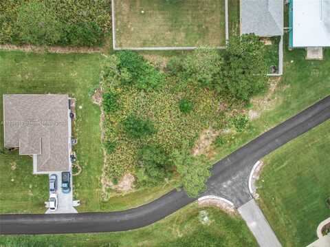 6939 Mexican Hat Dr, Sebring, FL 33872