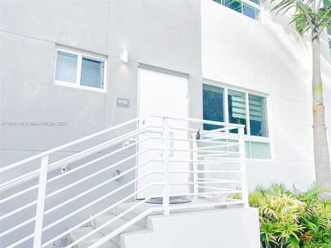 2535 NE 193rd St, Miami, FL 33180