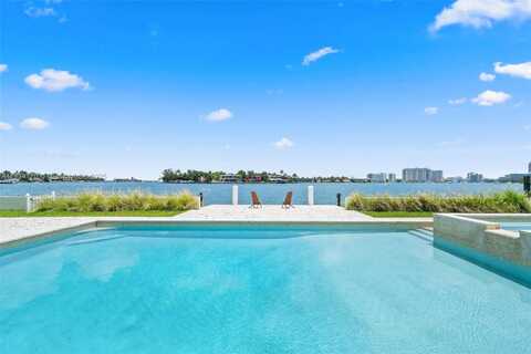 205 N Hibiscus Dr, Miami Beach, FL 33139