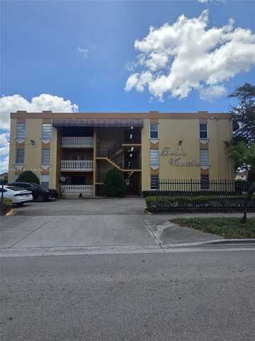575 W 69th St, Hialeah, FL 33014