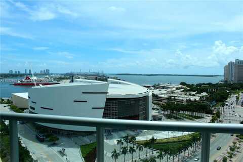 888 Biscayne Blvd, Miami, FL 33132
