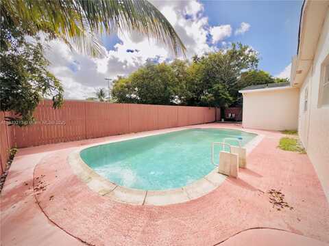 4971 SW 7th Ct, Margate, FL 33068