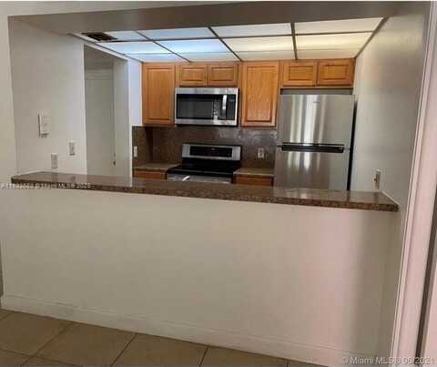 8100 Geneva Ct, Doral, FL 33166