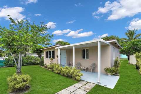 2447 Harding St, Hollywood, FL 33020
