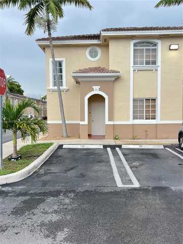 7090 NW 174th Ter, Hialeah, FL 33015