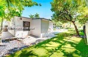1615 NE 9th St, Fort Lauderdale, FL 33304