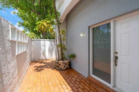 20908 Leeward Ct, Aventura, FL 33180