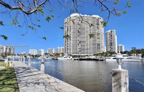 3030 Marcos Dr, Aventura, FL 33160