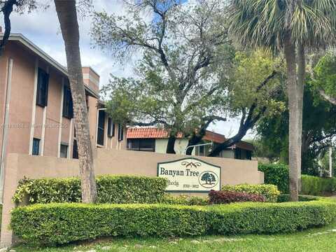 9808 Hammocks Blvd, Miami, FL 33196