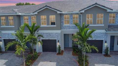 145 Sw 170th Ave, Pembroke Pines, FL 33027