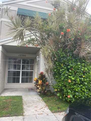 12390 SW 51st Pl, Cooper City, FL 33330