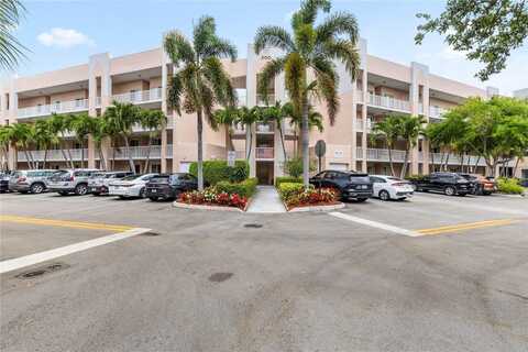 2541 N Nob Hill Rd, Sunrise, FL 33322