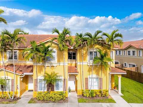 8242 NW 107th Ct, Doral, FL 33178
