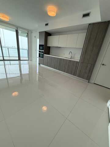 2900 NE 7th Ave, Miami, FL 33137