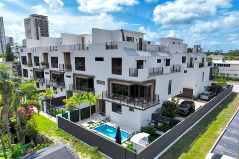 820 NE 2nd St, Fort Lauderdale, FL 33301