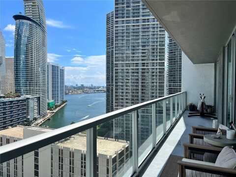 55 SE 6th St, Miami, FL 33131