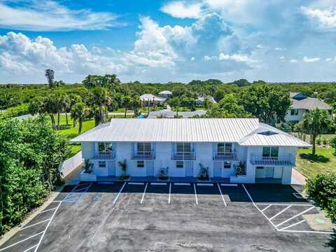 2305 Tamarind Dr, Fort Pierce, FL 34949