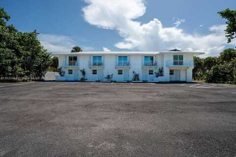 2305 Tamarind Dr, Fort Pierce, FL 34949