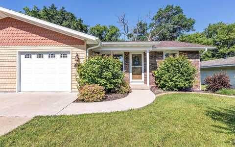 833 S Park St, Shawano, WI 54166