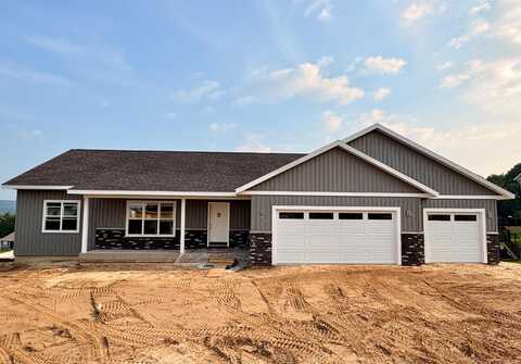 270 Southern Dr, Holmen, WI 54636