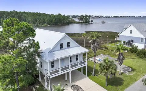 158 Pinecrest Drive, Pass Christian, MS 39571