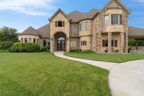 2107 Plains Avenue, Hereford, TX 79045