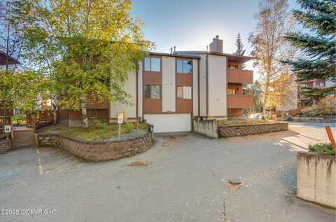 7232 Foxridge Circle, Anchorage, AK 99518