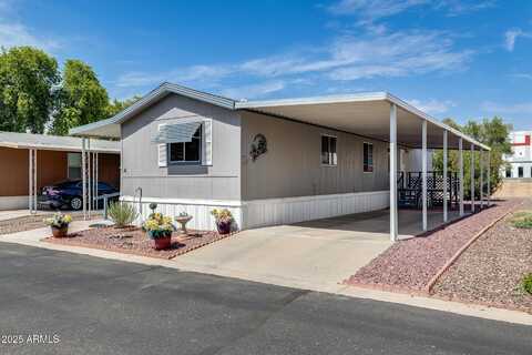 6227 N LITCHFIELD Road, Litchfield Park, AZ 85340