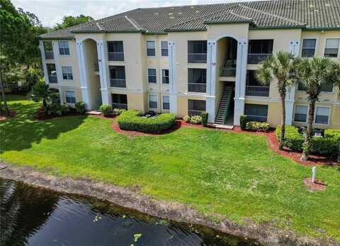 8913 LEGACY COURT, KISSIMMEE, FL 34747