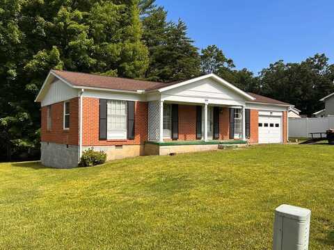 102 Woodbridge Rd, OAK HILL, WV 25901