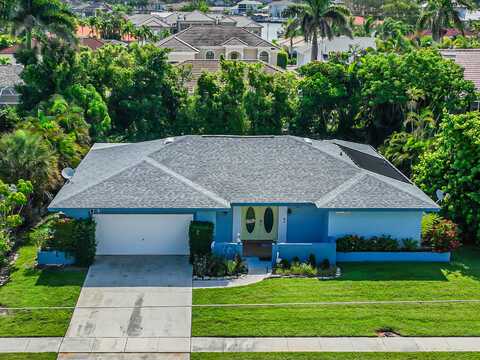 211 W FLAMINGO Circle, Marco Island, FL 34145