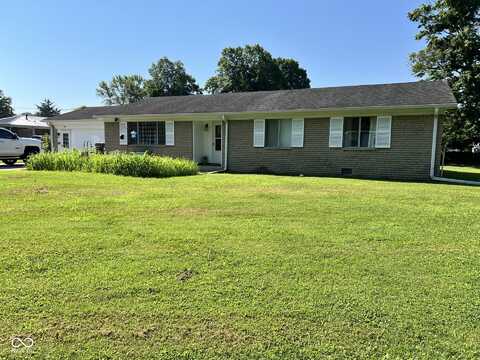 207 W Elm Street, Spiceland, IN 47385