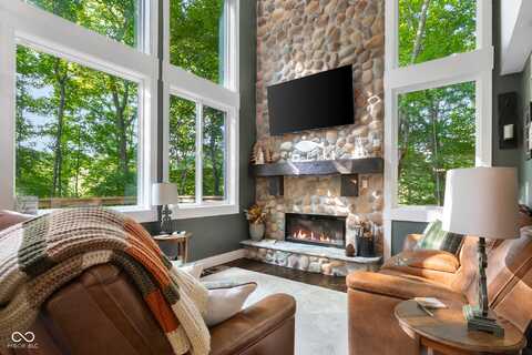 2350 E County Road 20 N, North Vernon, IN 47265