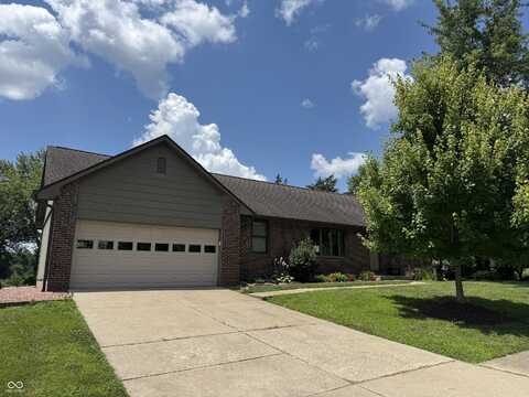 1220 Countryside Lane, Columbus, IN 47201