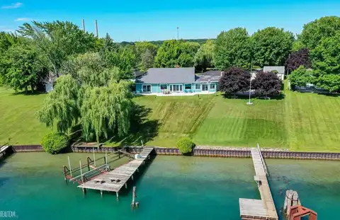 4045 River, East China, MI 48054