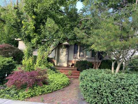 1727 Henrietta, Birmingham, MI 48009