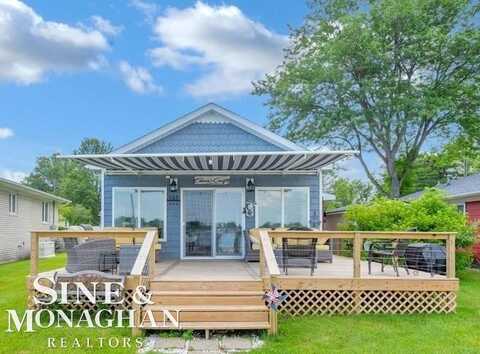 8669 River, Cottrellville, MI 48039