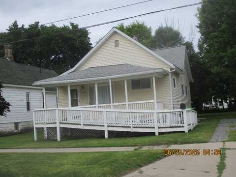 2135 4th, Bay City, MI 48708