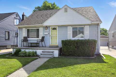 26220 Culver, Saint Clair Shores, MI 48081
