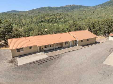 14980 Meadows Road, White City, OR 97503