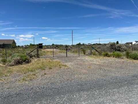 Noel (APN: 5174) Street, Christmas Valley, OR 97641