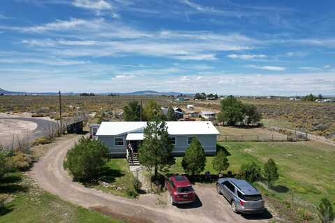 57459 Arrowhead Loop, Christmas Valley, OR 97641