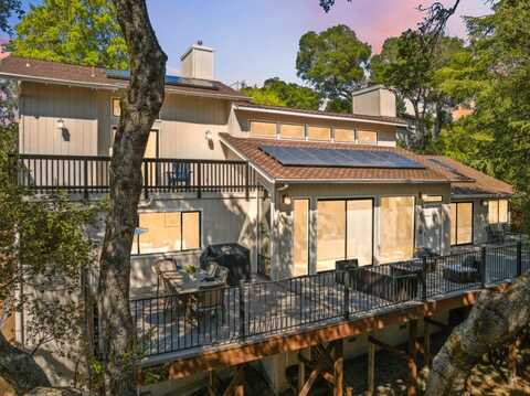 110 Kirkorian CT, SCOTTS VALLEY, CA 95066