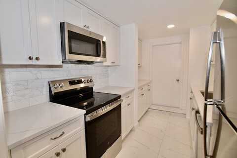 72 Longwood Ave, Brookline, MA 02446