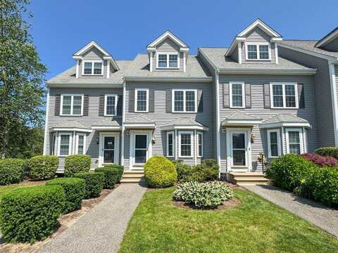 11 Copper Lantern Ln, Carver, MA 02330