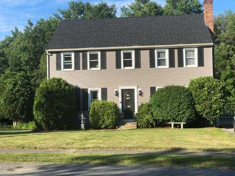 219 Fernwood Dr, Gardner, MA 01440