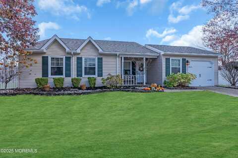 6 Providence Lane, Howell, NJ 07731