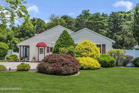 65 Colonial Drive, Tinton Falls, NJ 07753