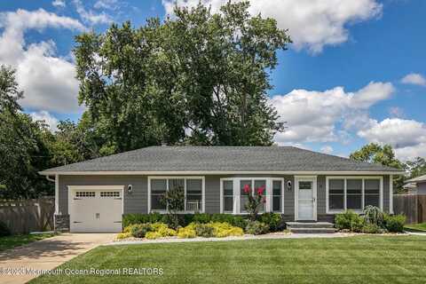 32 College Avenue, Eatontown, NJ 07724