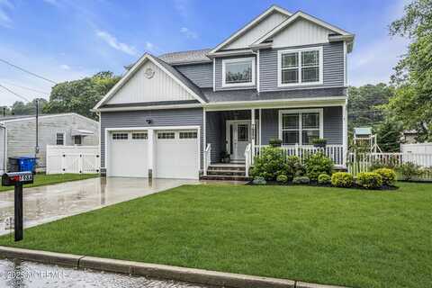 798a Warren Street, Toms River, NJ 08753